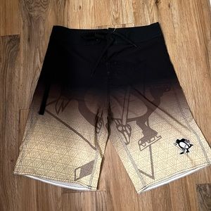NWT Mens Pittsburgh Penguins Board Shorts